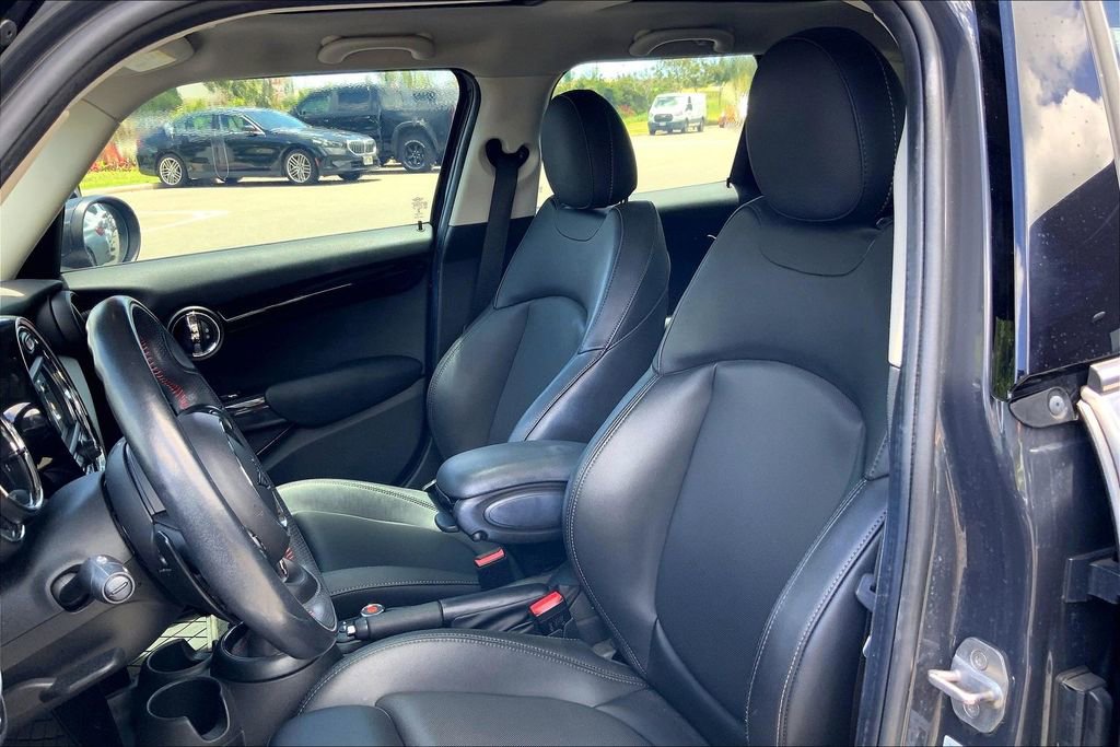 Used 2020 MINI Cooper S FWD image 23