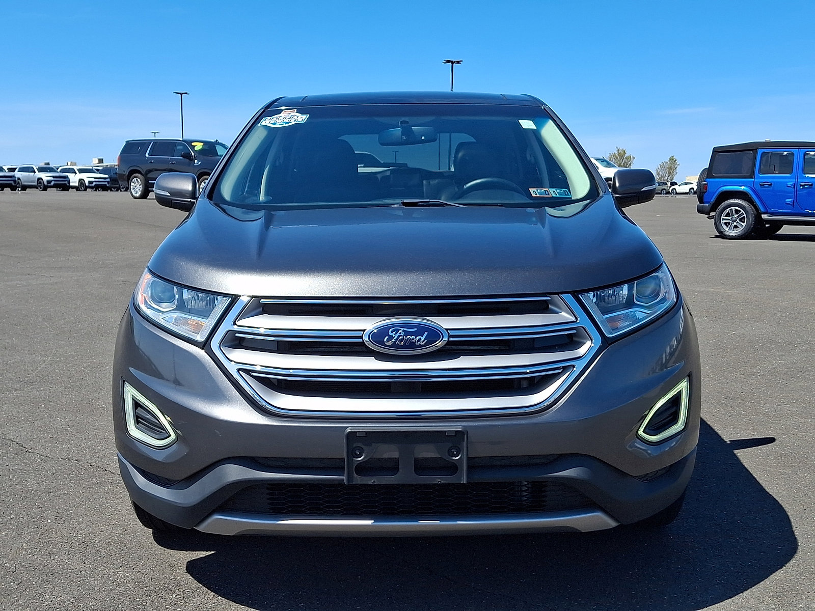 Used 2016 Ford Edge Titanium w/ Equipment Group 301A AWD/4WD image 2