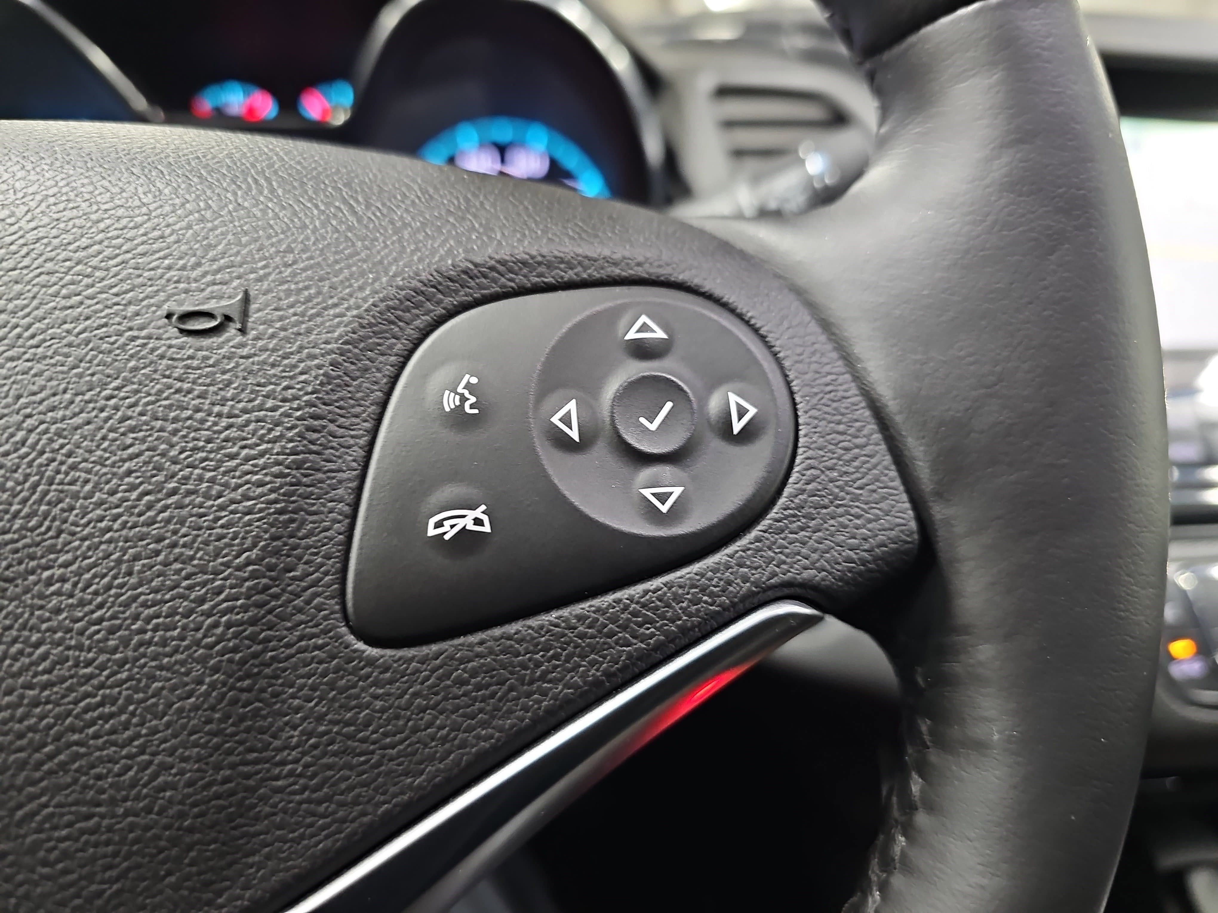 Used 2015 Chevrolet Impala LTZ image 18