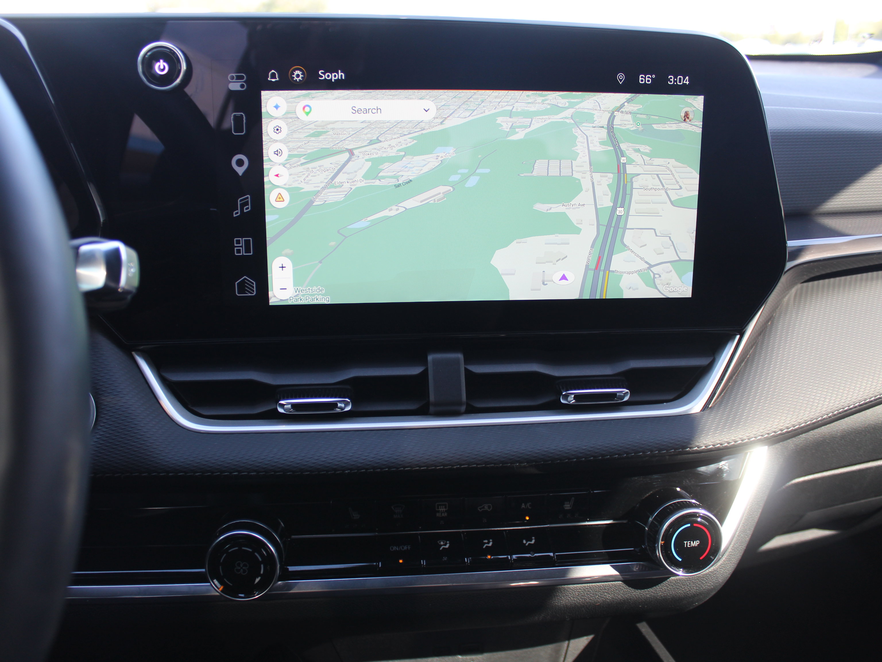 Certified 2025 Chevrolet Equinox LT FWD image 18