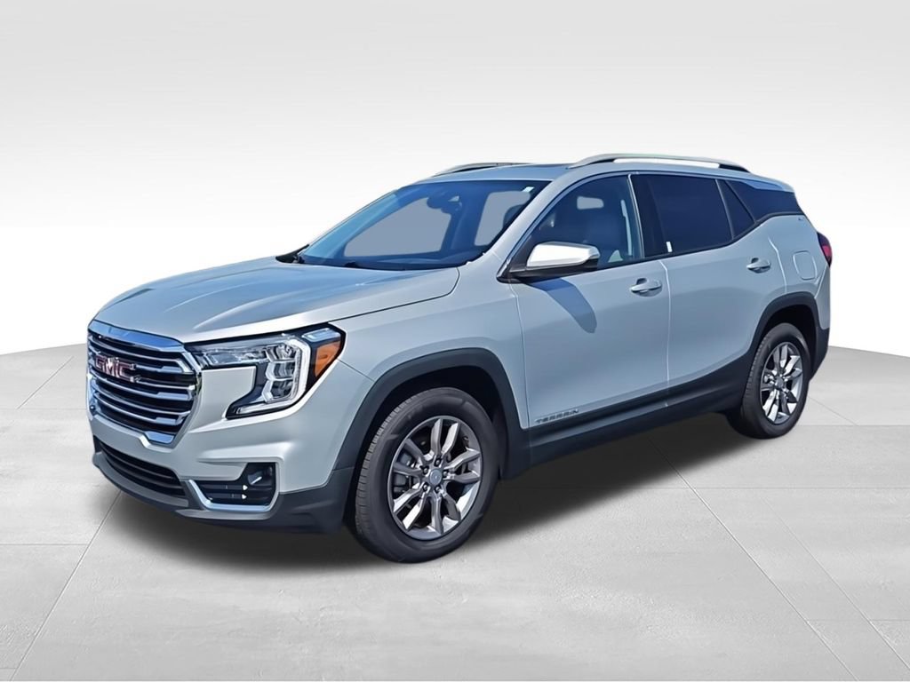 Used 2022 GMC Terrain SLT w/ Infotainment Package II AWD/4WD image 4