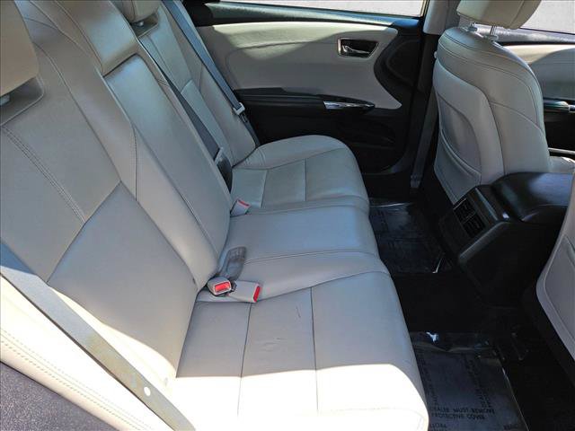Used 2017 Toyota Avalon XLE Premium w/ All Weather Liner Package FWD image 23