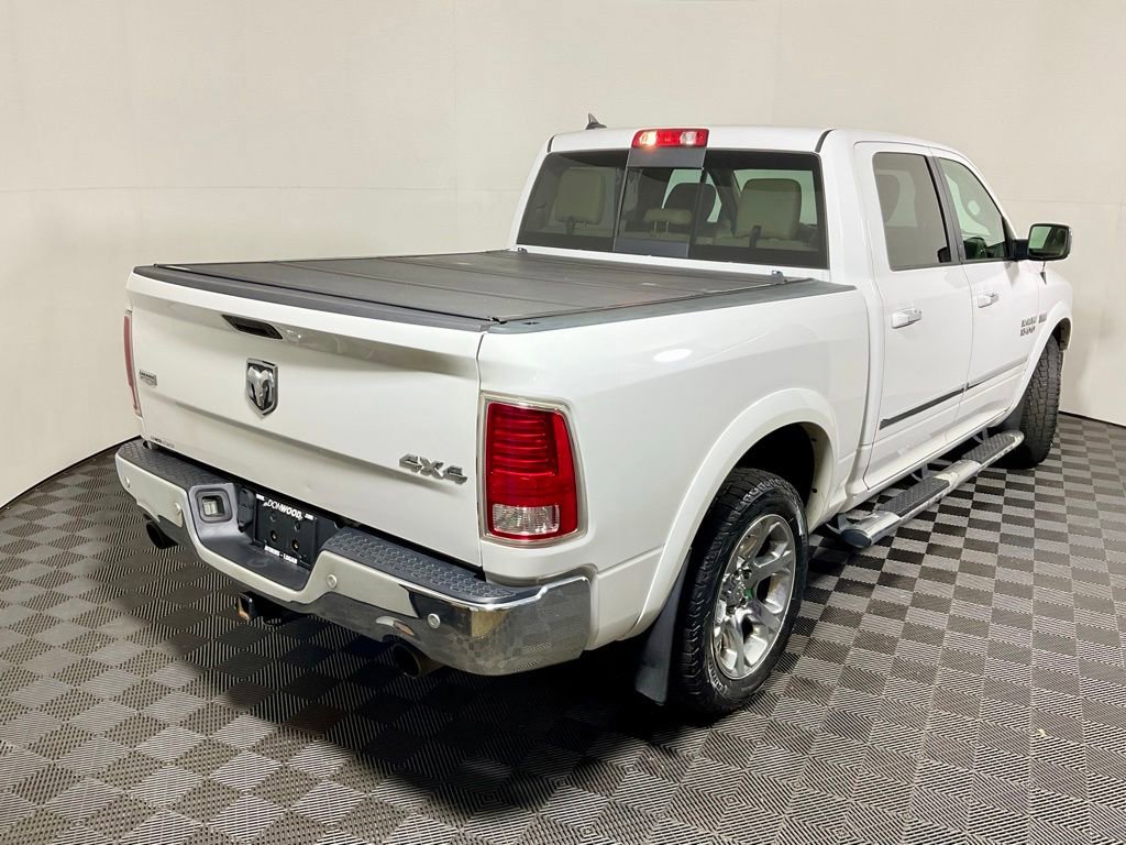 Used 2018 RAM 1500 Laramie w/ Convenience Group AWD/4WD image 17