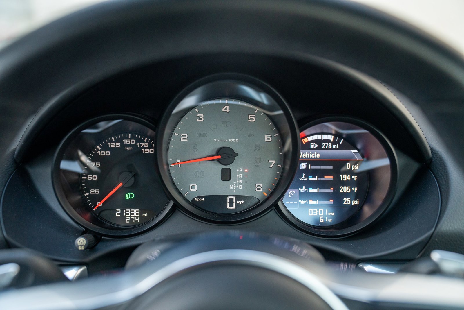 Used 2019 Porsche 718 Cayman S image 15