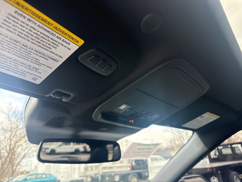 Used 2025 Ford Explorer ST image 45