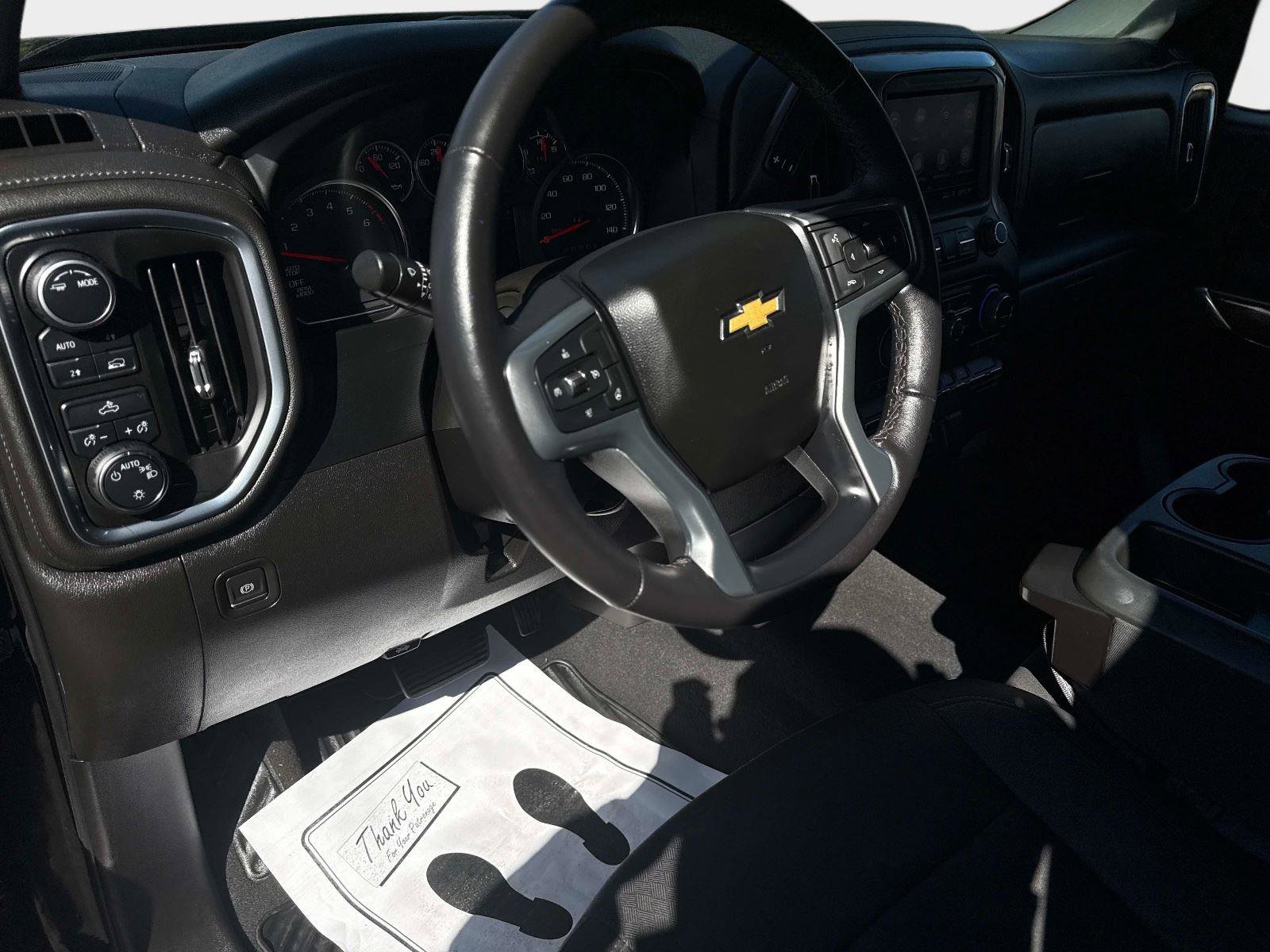 Used 2022 Chevrolet Silverado 1500 LT image 22