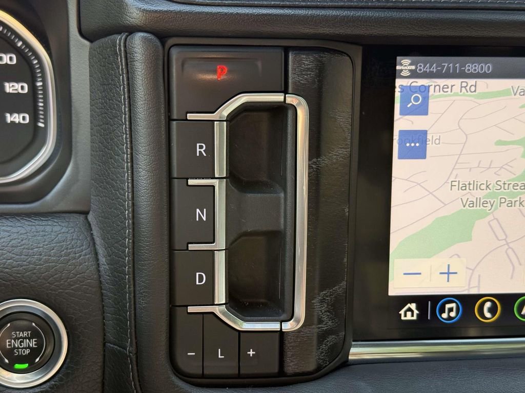 Used 2021 GMC Yukon Denali w/ Denali Premium Package image 25