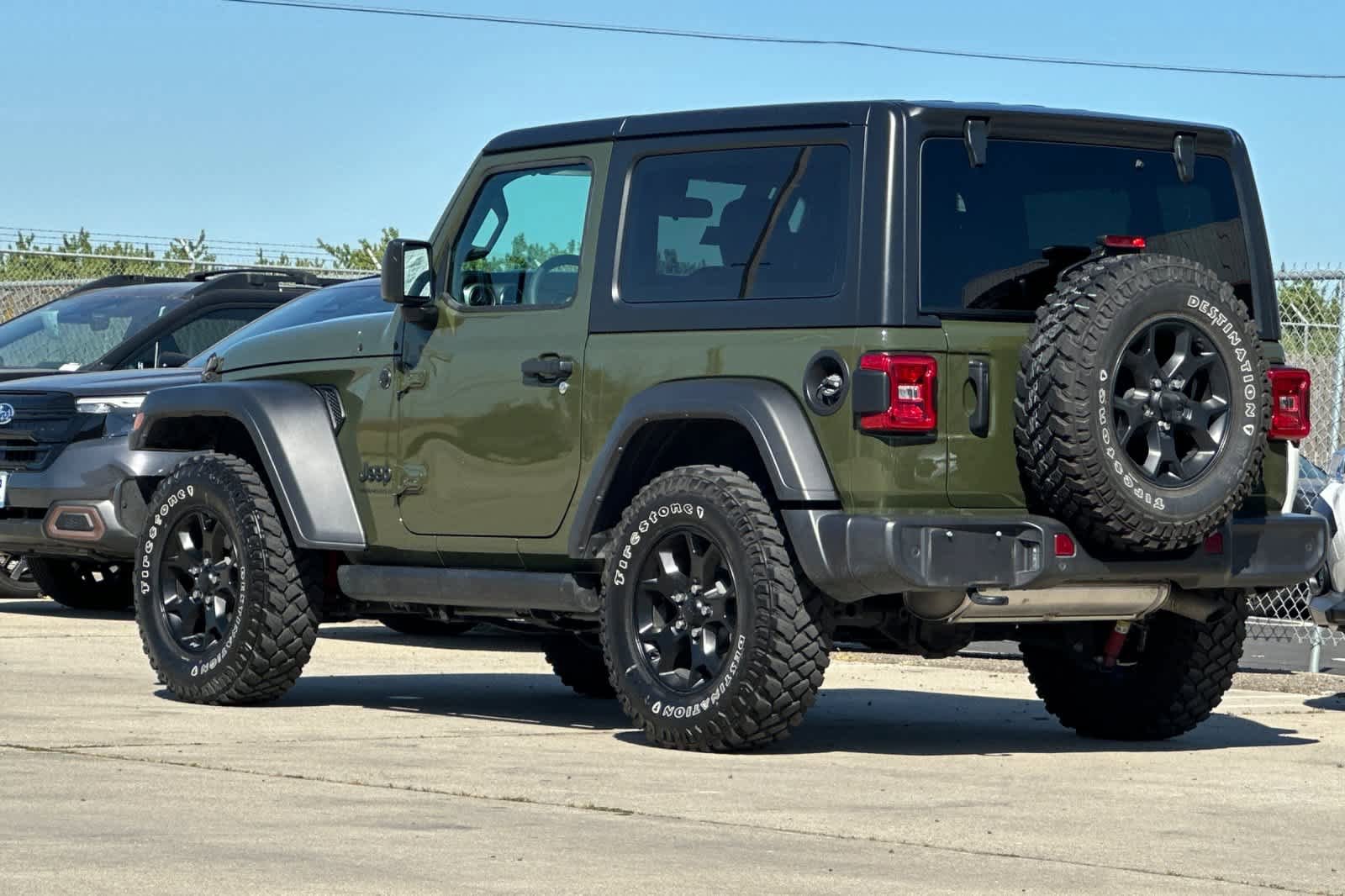 Used 2023 Jeep Wrangler Willys image 5