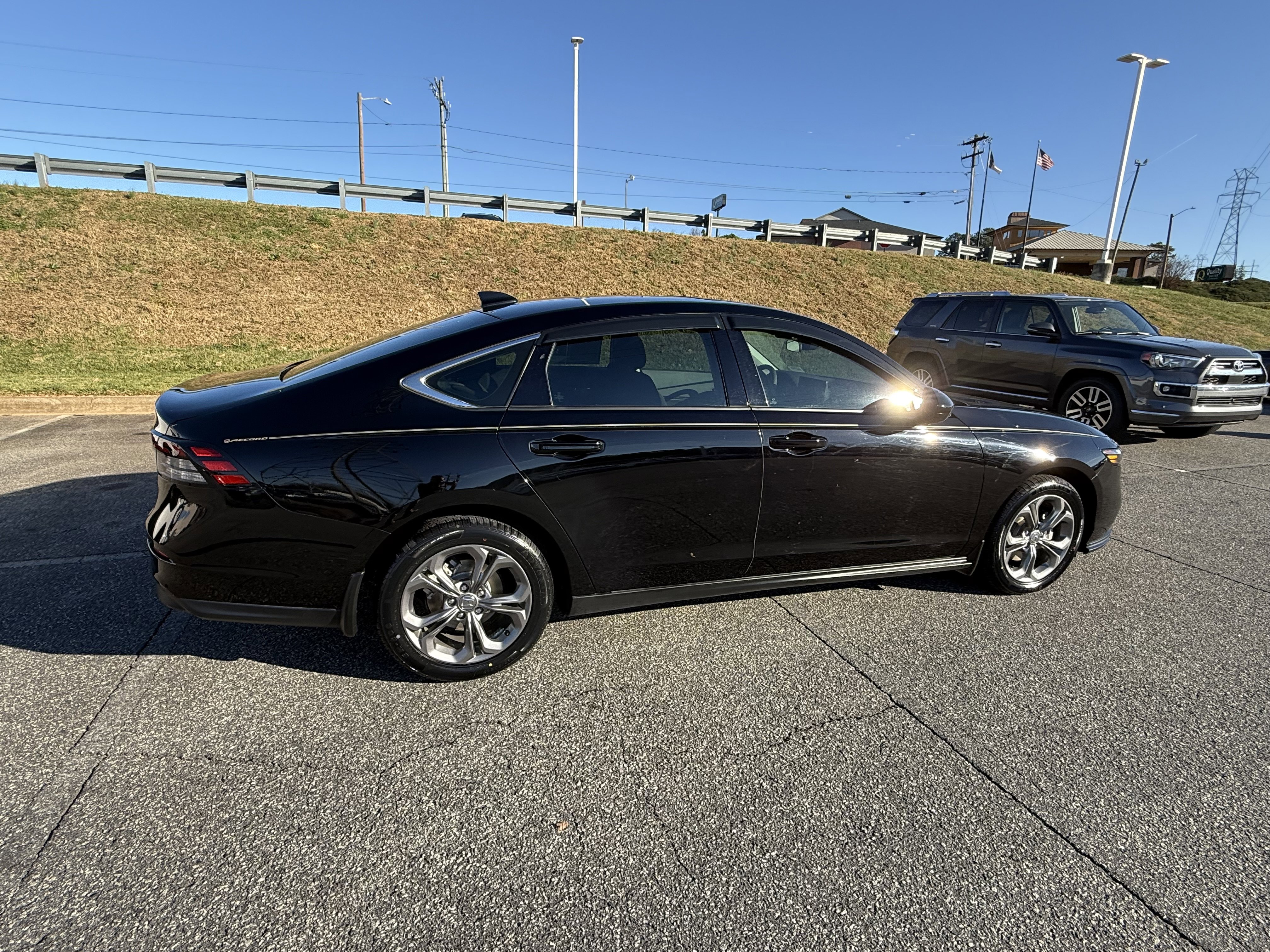 Used 2024 Honda Accord EX image 8