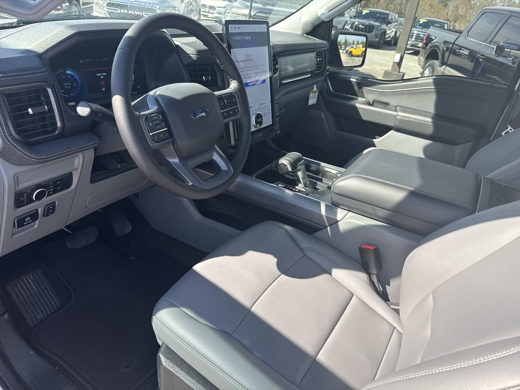 New 2025 Ford F150 Lightning Flash image 20