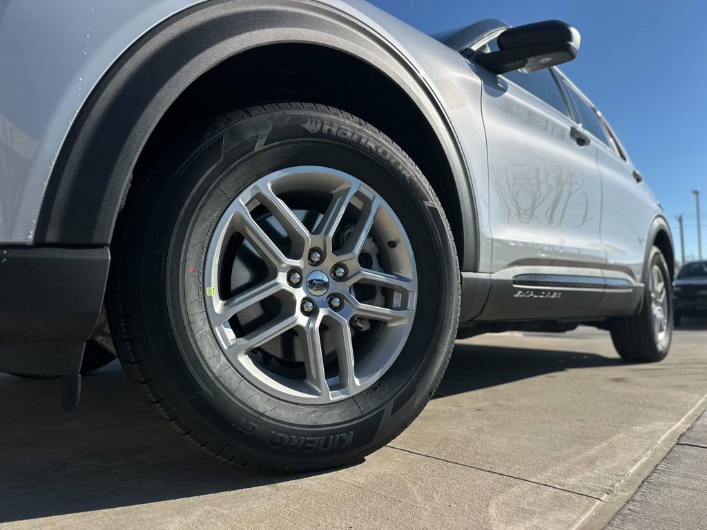 New 2026 Ford Explorer Active w/ Active Comfort Package image 57