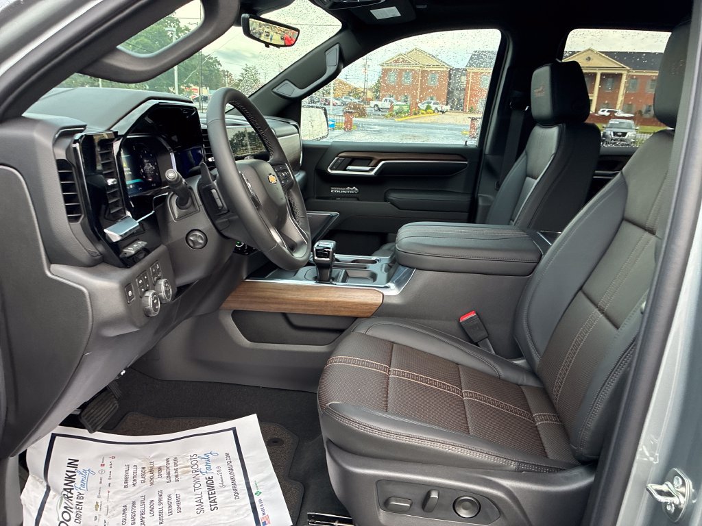 New 2026 Chevrolet Silverado 1500 High Country w/ Technology Package AWD/4WD image 10