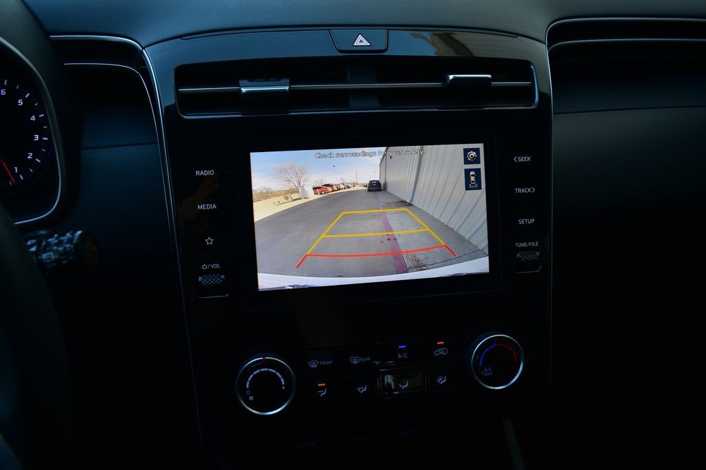 Used 2024 Hyundai Tucson SE image 41