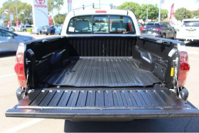 Used 2014 Toyota Tacoma 2WD Regular Cab image 15