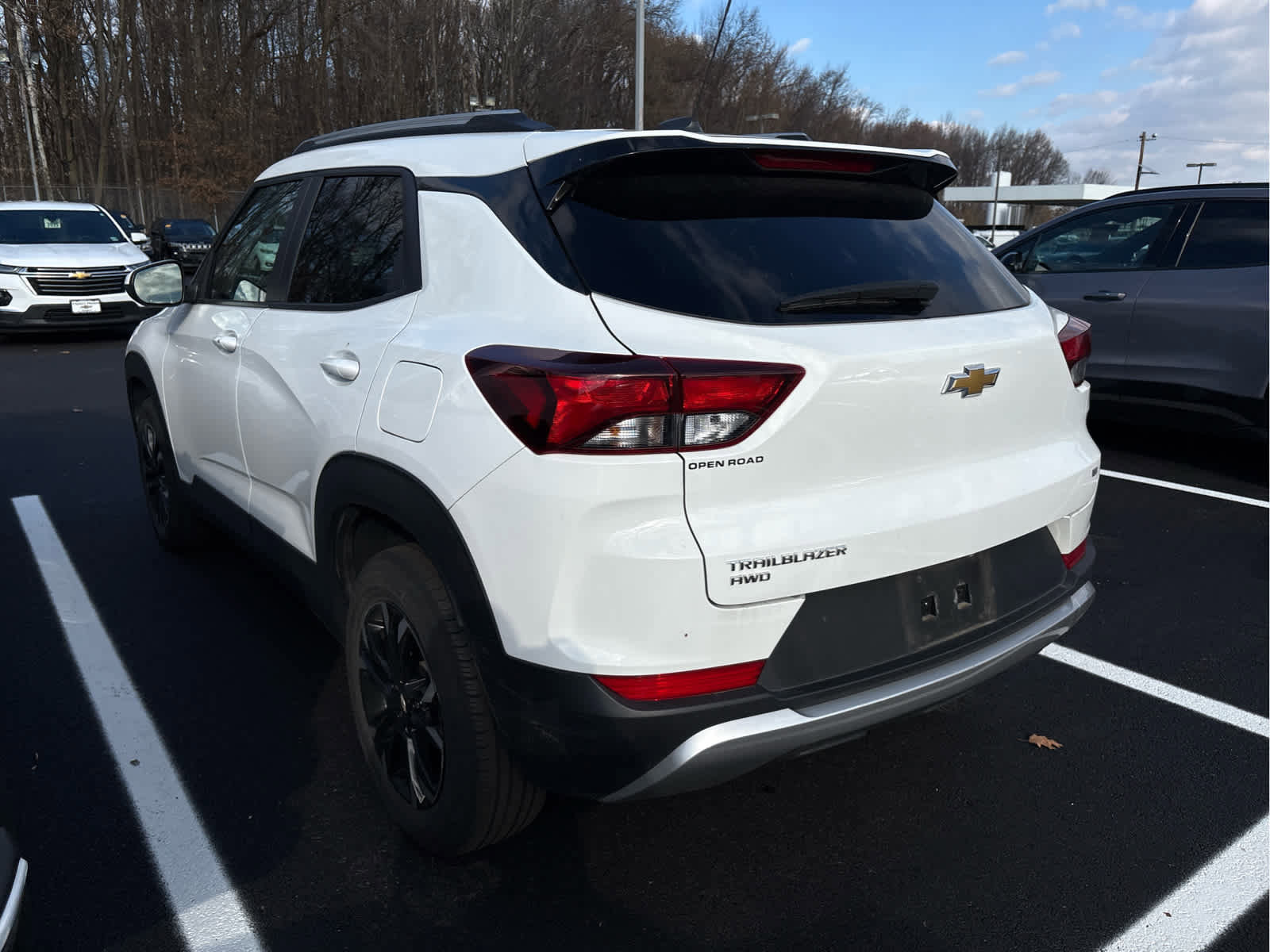 Used 2023 Chevrolet TrailBlazer LT image 3