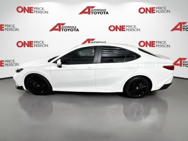 Certified 2025 Toyota Camry SE FWD image 5