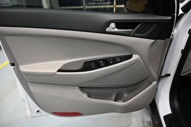 Used 2019 Hyundai Tucson SE image 26