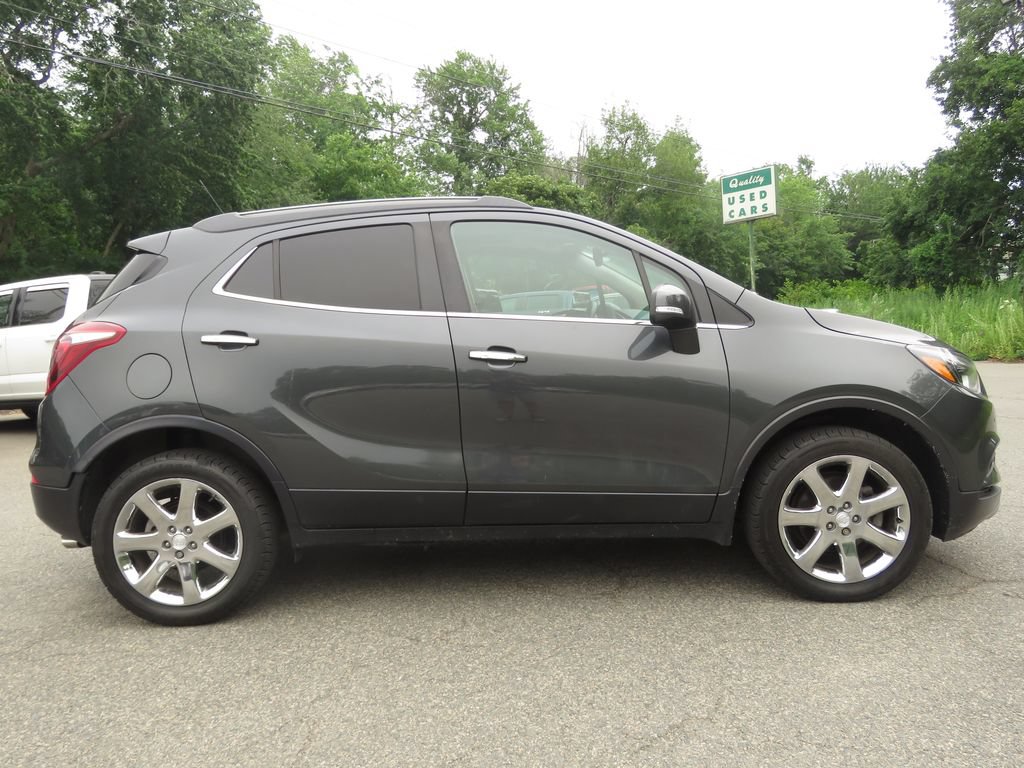 Used 2018 Buick Encore Premium w/ Experience Buick Package AWD/4WD image 4