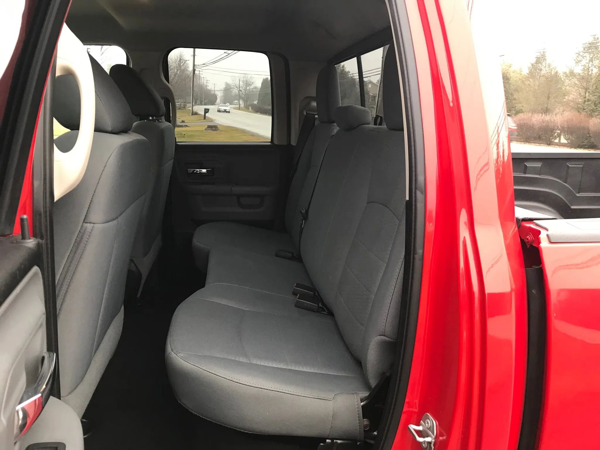 Used 2017 RAM 1500 Classic SLT image 30