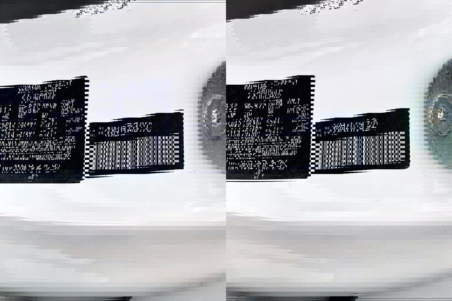 Used 2024 Kia Carnival LX image 33