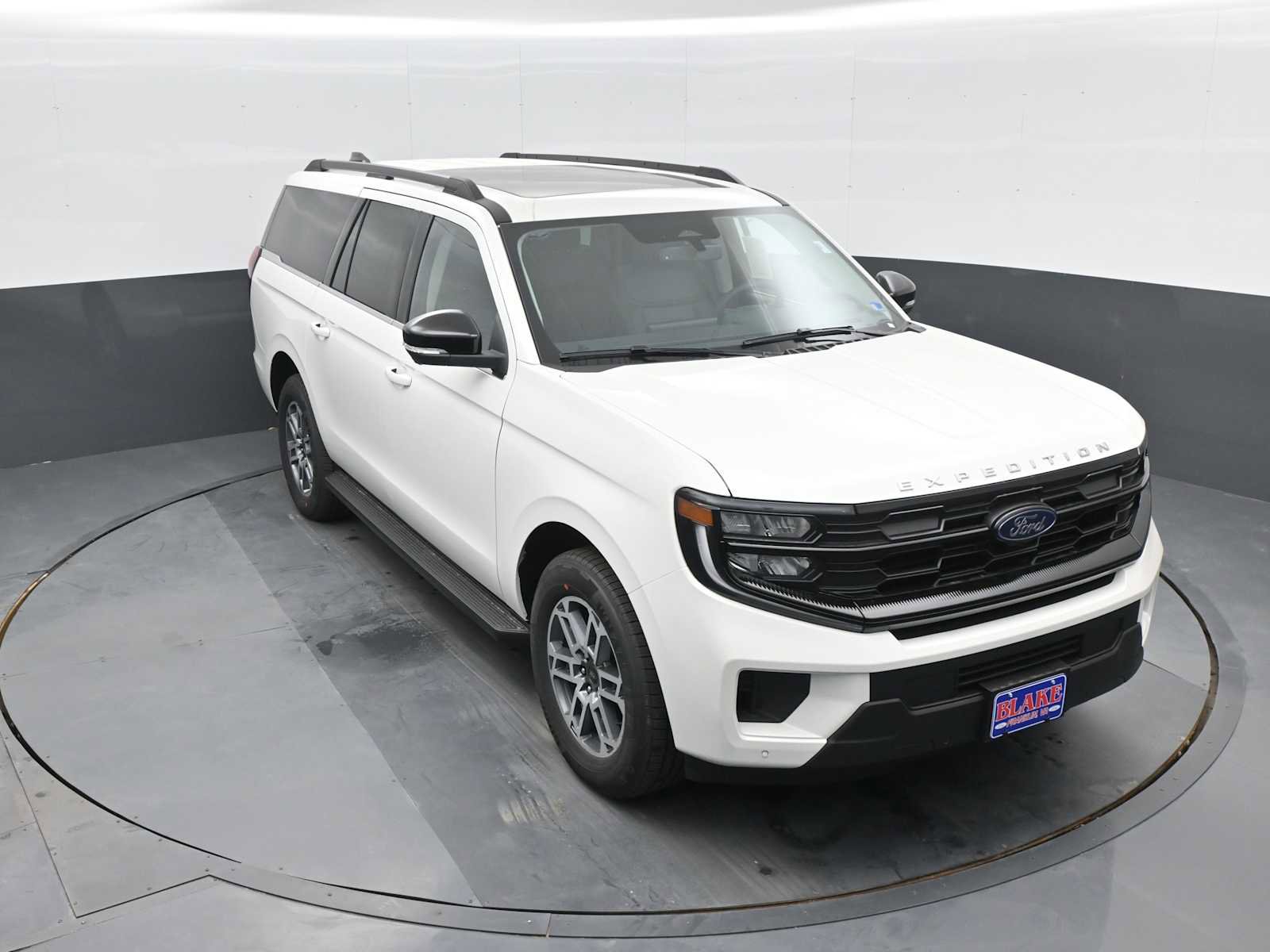 New 2026 Ford Expedition Max Active image 10