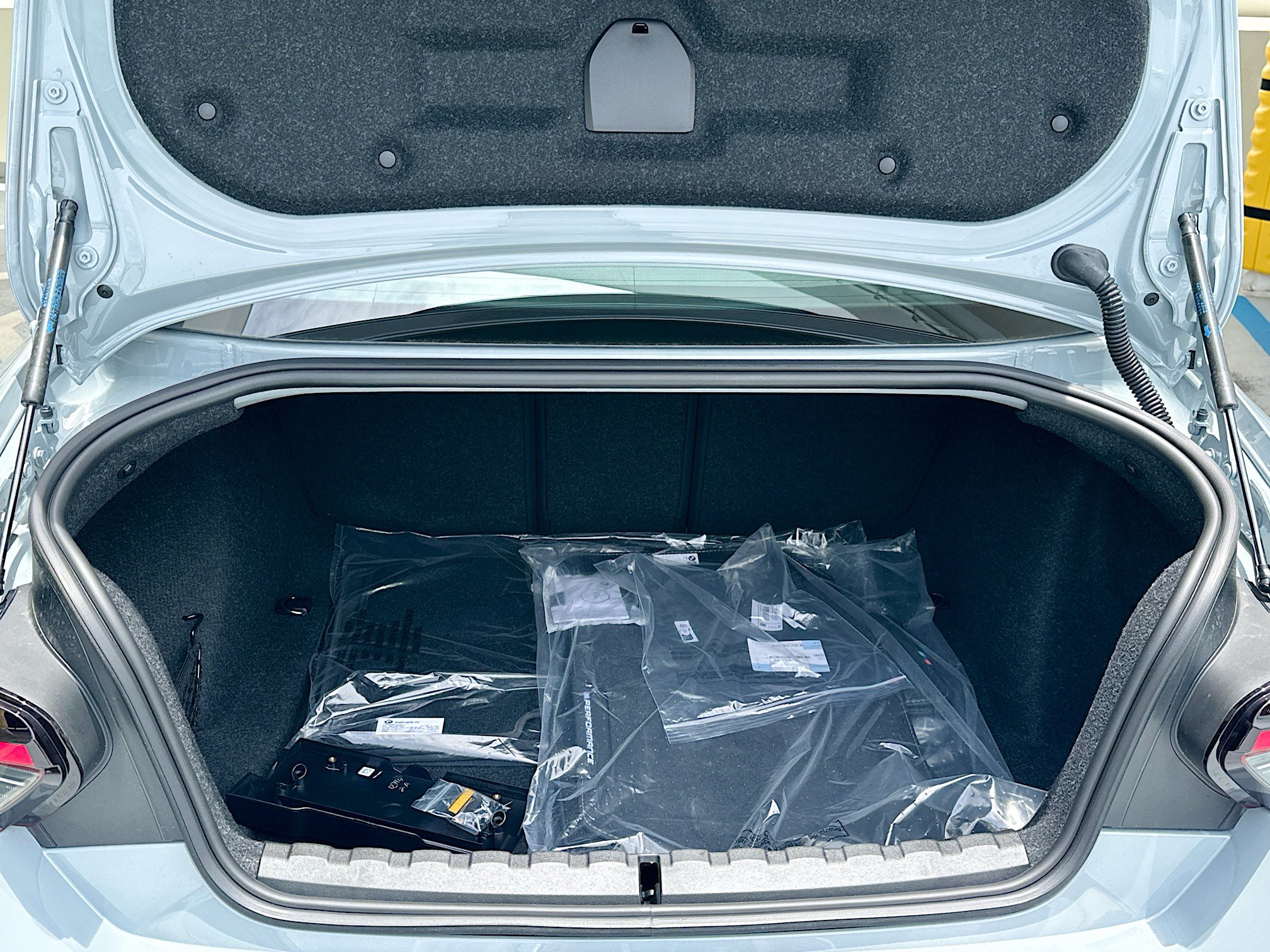 New 2026 BMW M2 w/ Lighting Package RWD image 20