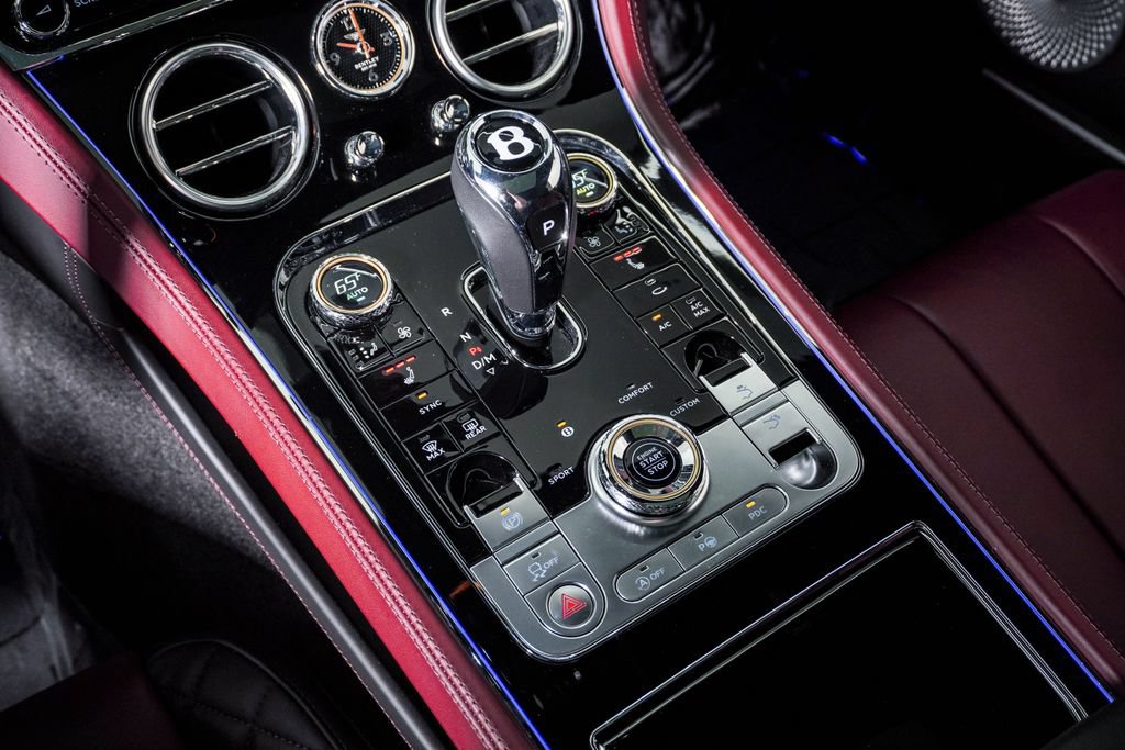 Used 2021 Bentley Continental GT AWD/4WD image 30