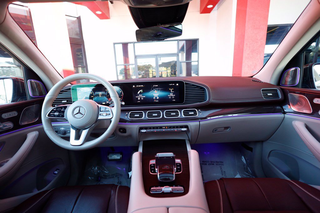Used 2023 Mercedes-Benz Maybach GLS 600 4MATIC image 50