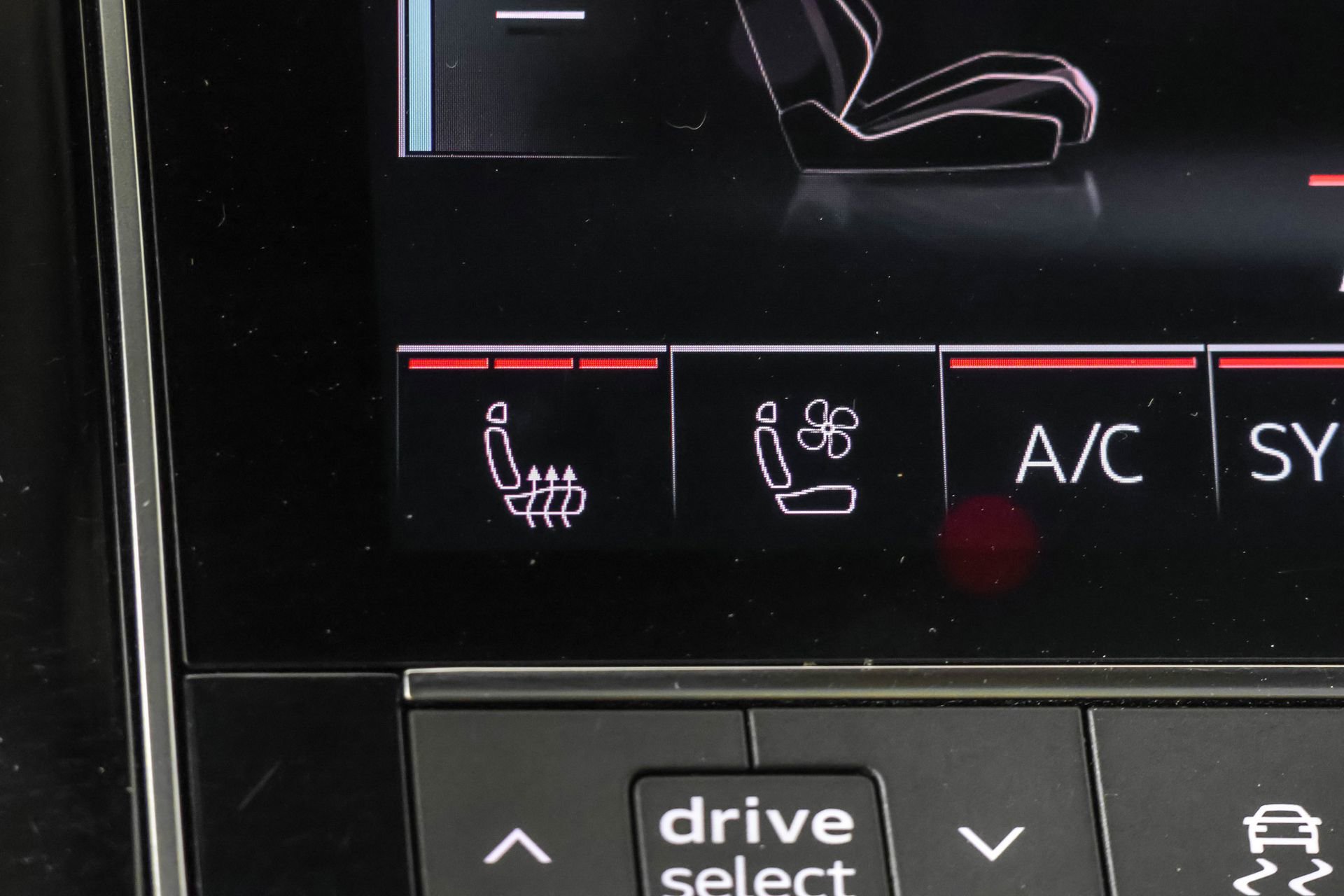 Used 2023 Audi Q8 Premium Plus w/ Premium Plus Package AWD/4WD image 33