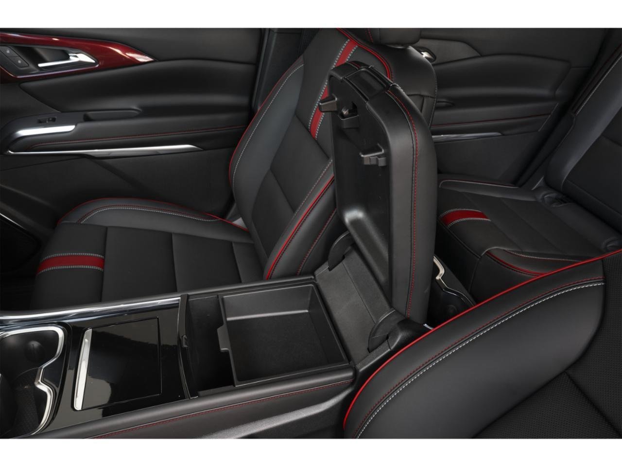 New 2027 Chevrolet Traverse RS w/ LPO, Floor Liner Package AWD/4WD image 9