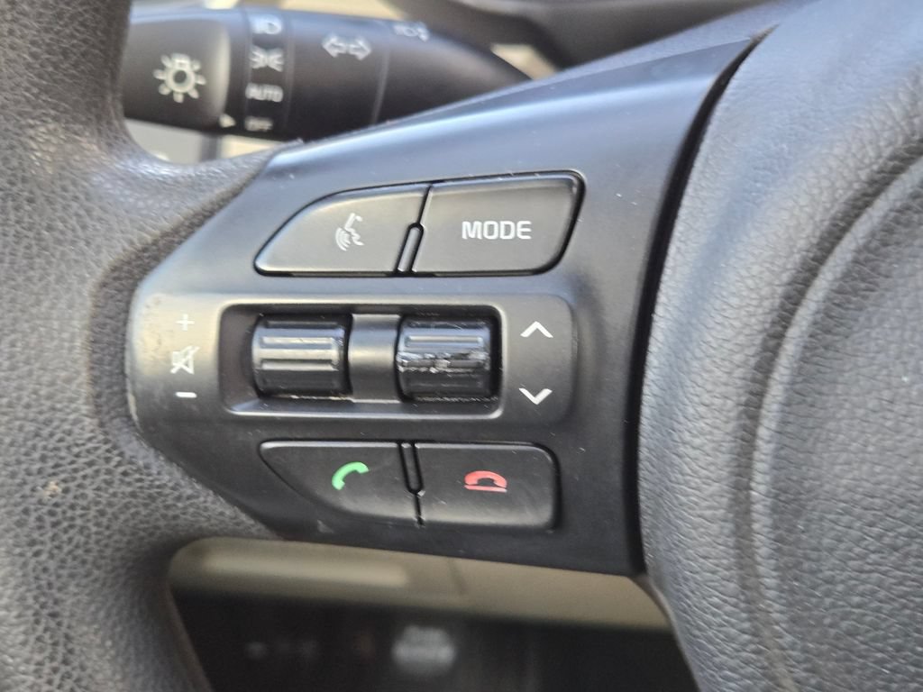 Used 2016 Kia Sorento FWD image 17