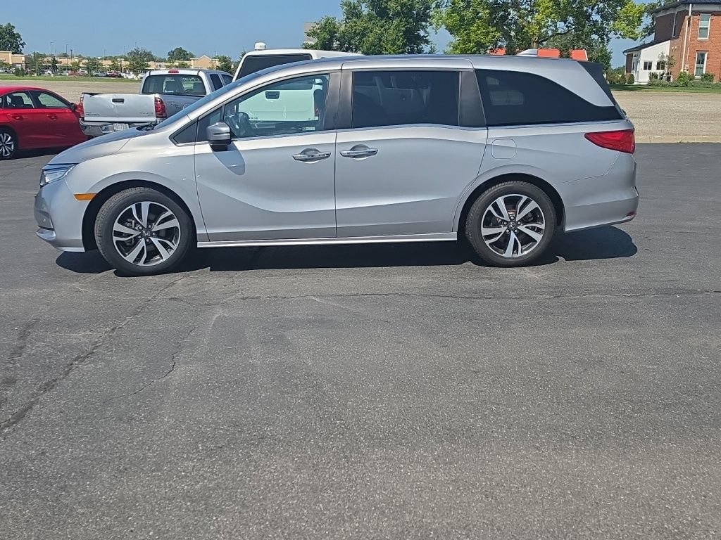 Used 2023 Honda Odyssey Touring image 2