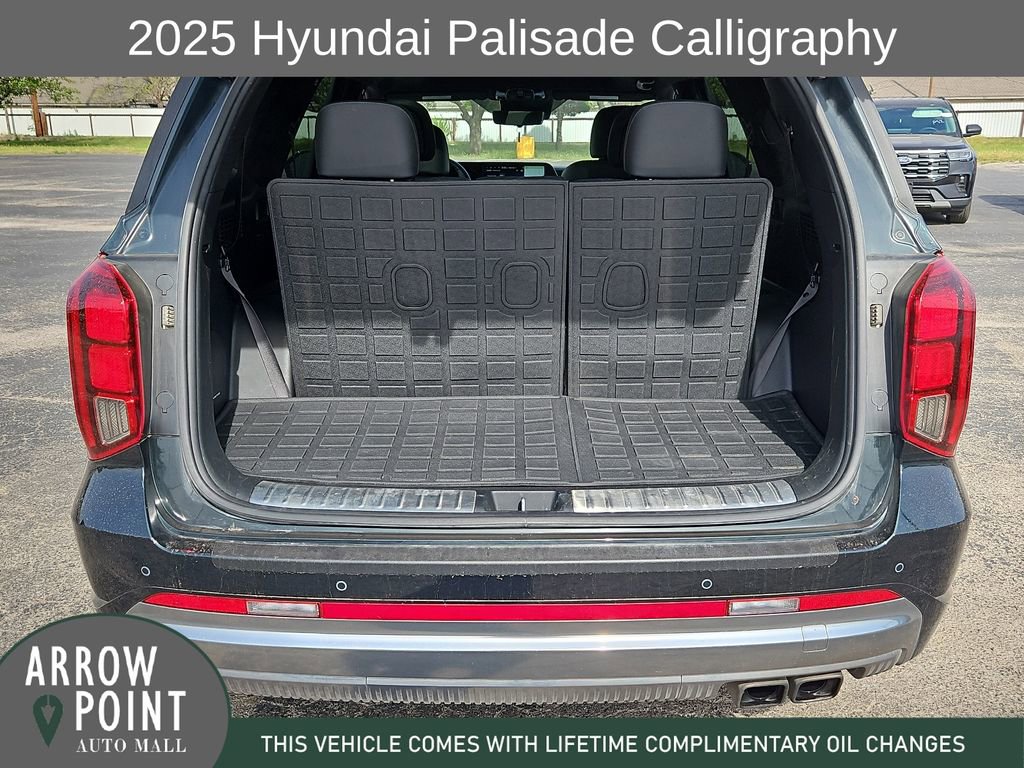 Used 2025 Hyundai Palisade Calligraphy AWD/4WD image 17