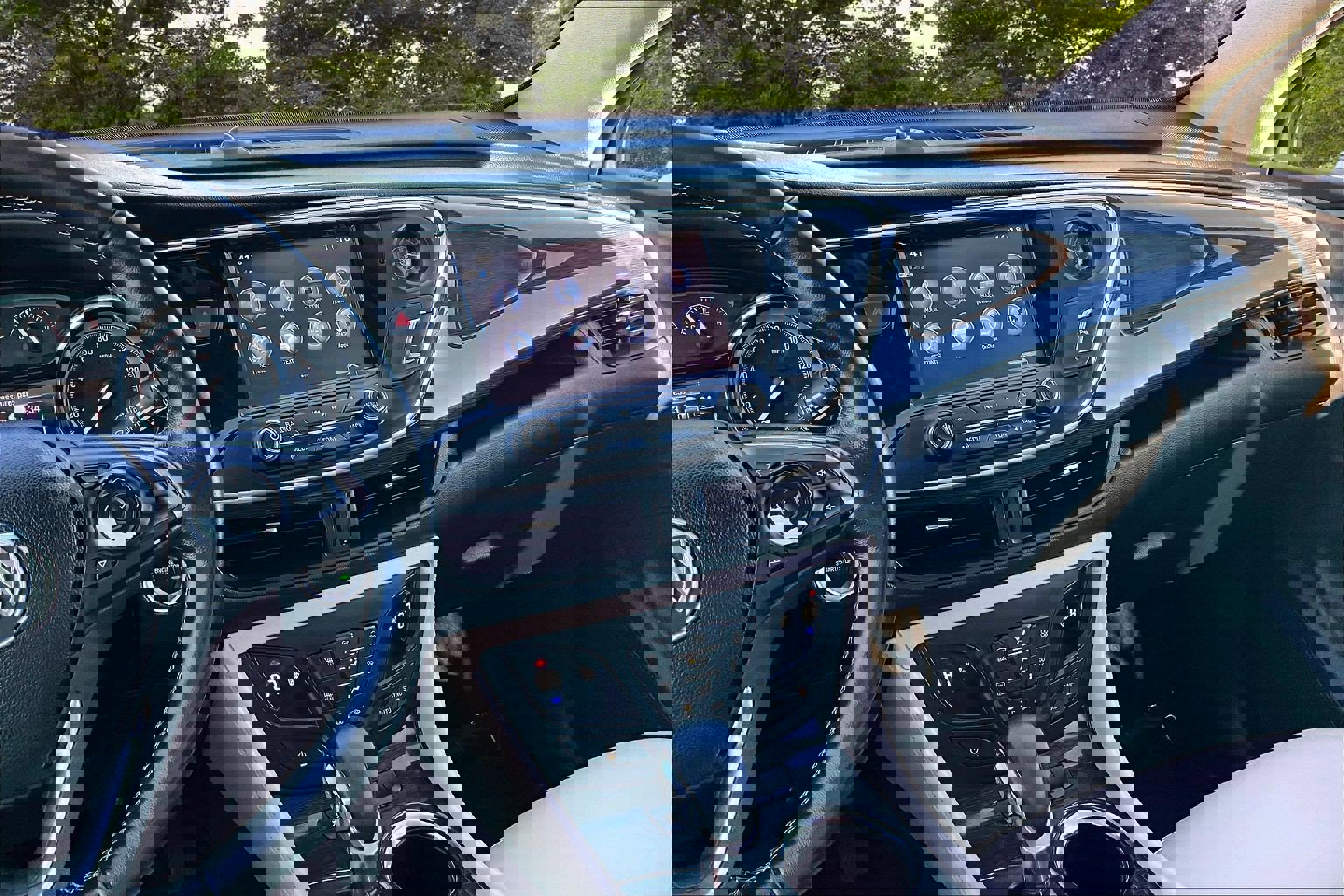 Used 2017 Buick Envision Preferred w/ LPO, Cargo Package image 9