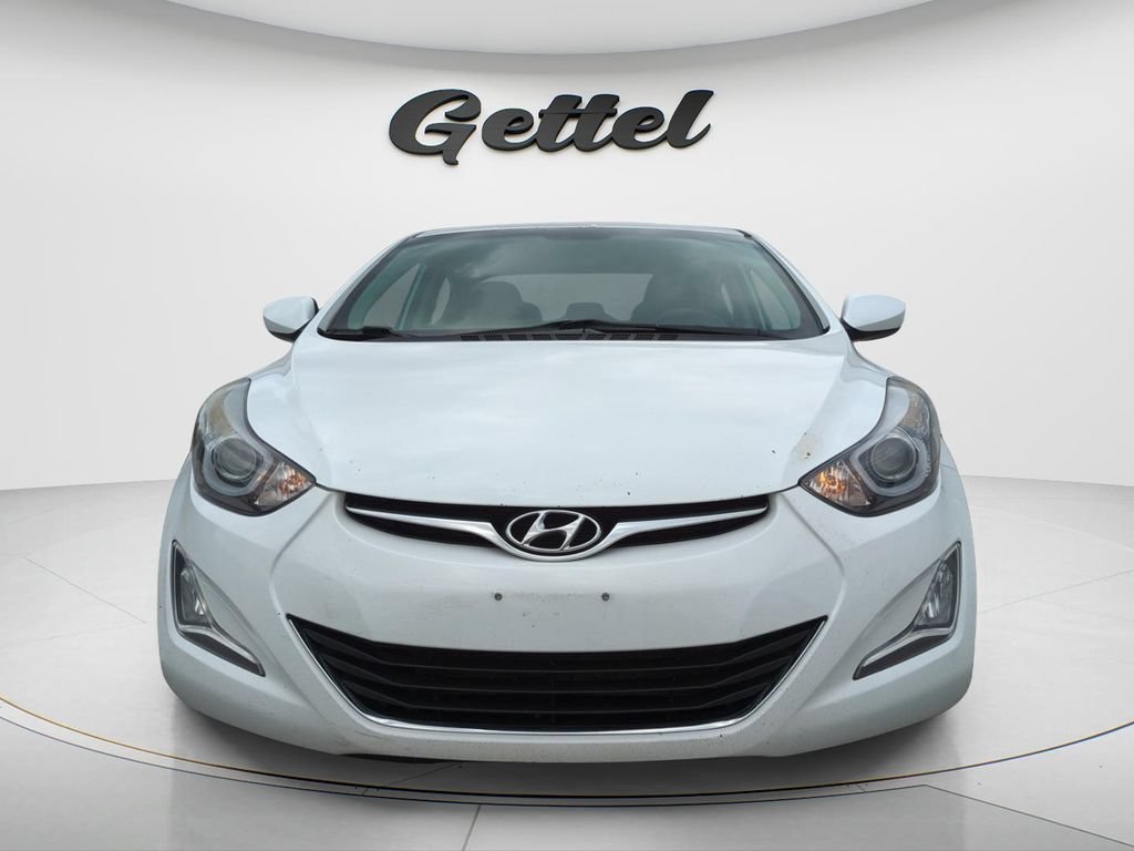 Used 2015 Hyundai Elantra SE w/ Option Group 03 FWD image 2