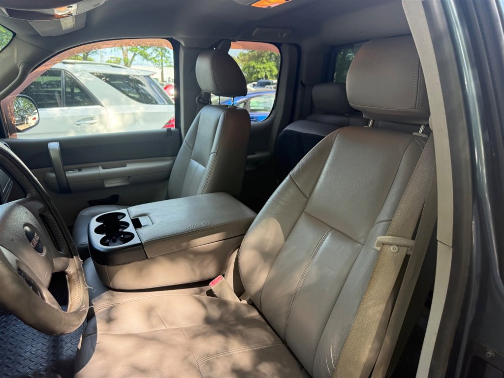 Used 2008 GMC Sierra 1500 SLE w/ Power Pack Plus RWD image 11
