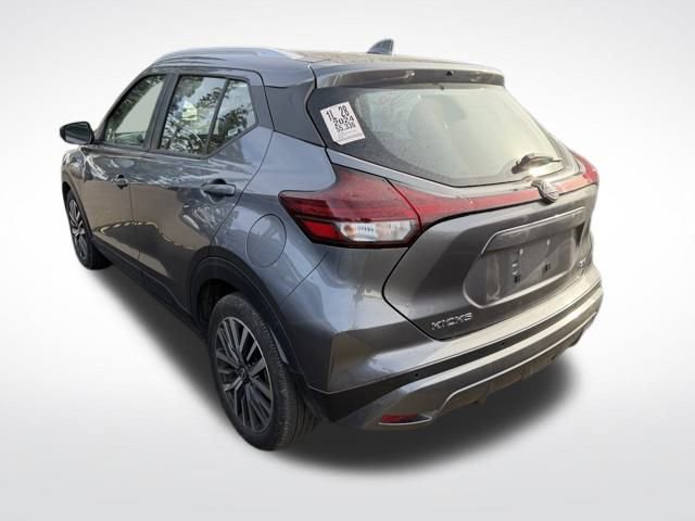 Used 2024 Nissan Kicks SV image 7