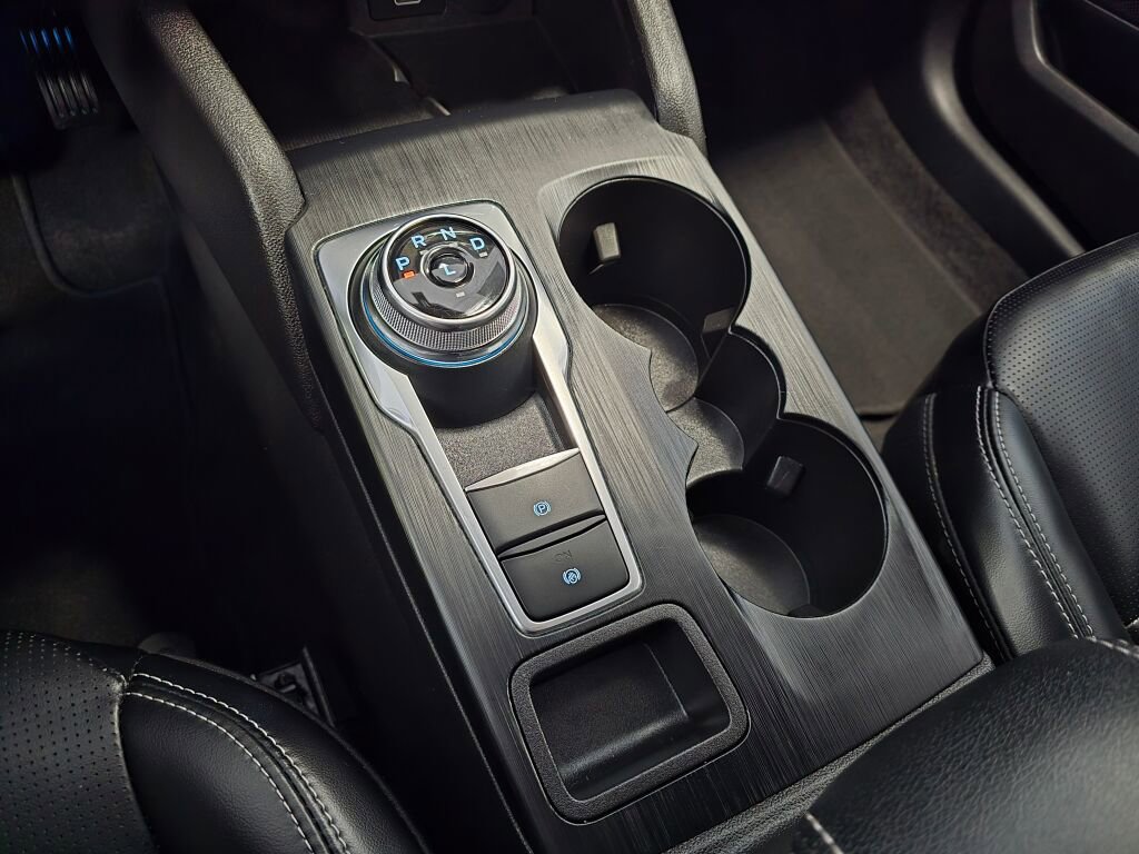 Used 2024 Ford Escape Platinum image 36