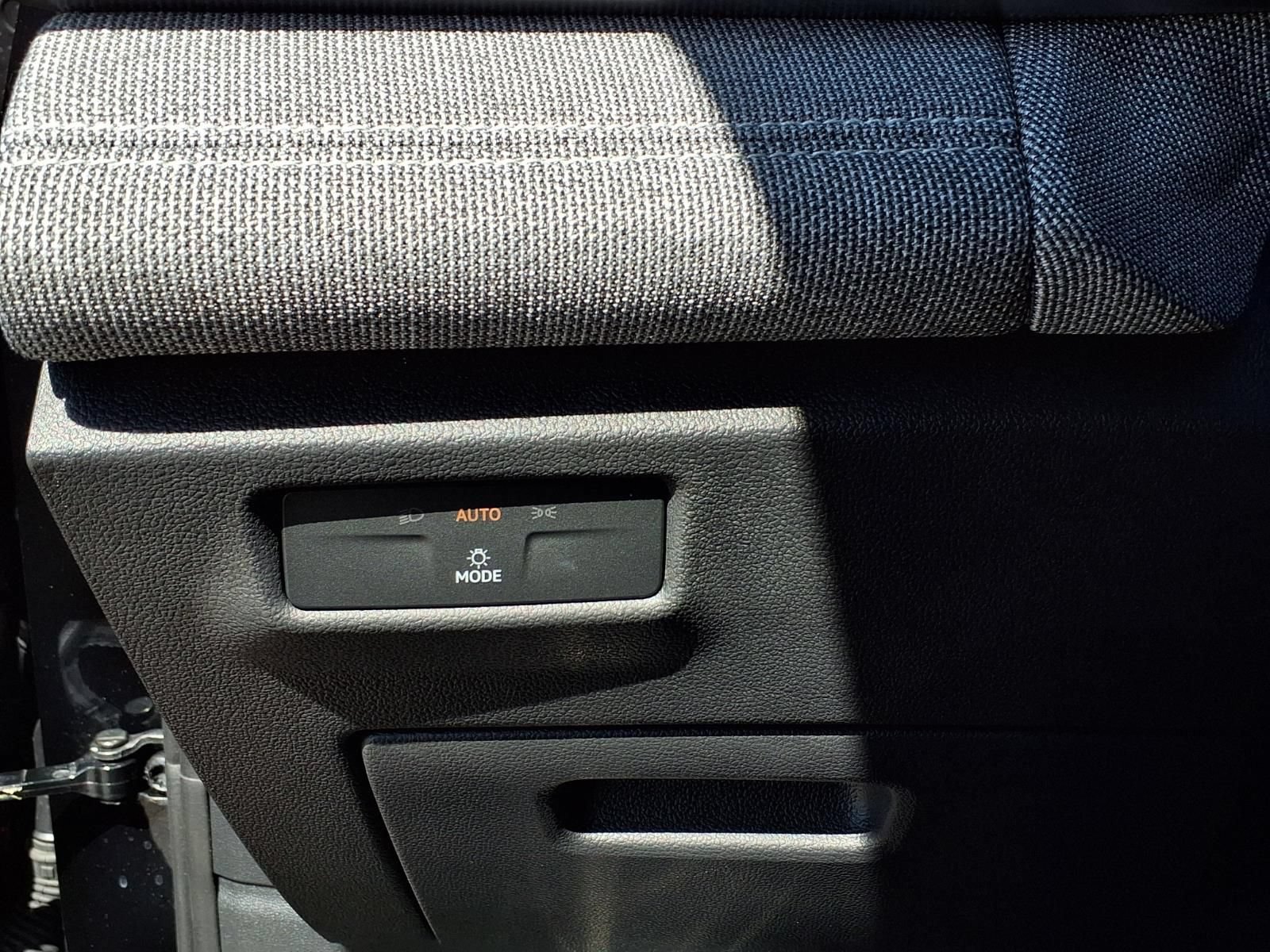 Certified 2026 Volkswagen Tiguan S FWD image 15