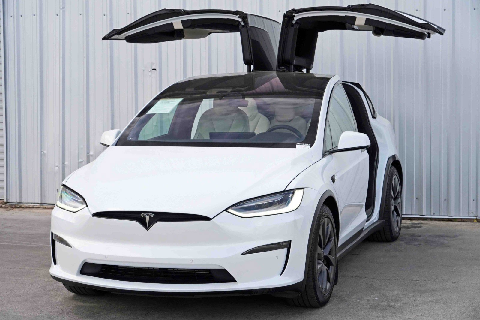 Used 2022 Tesla Model X Plaid image 51