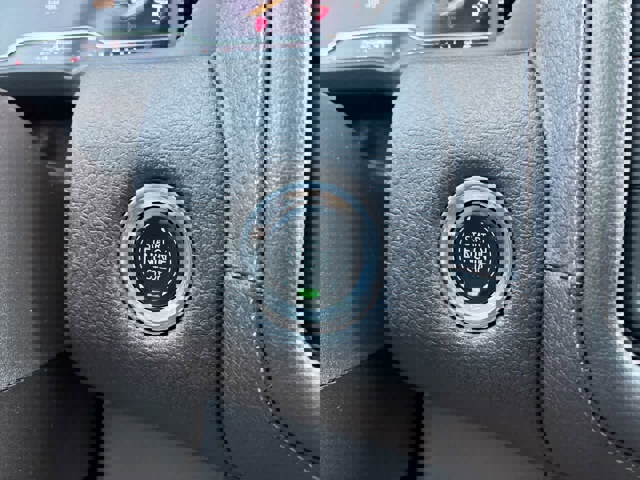 Used 2022 GMC Yukon XL Denali image 17