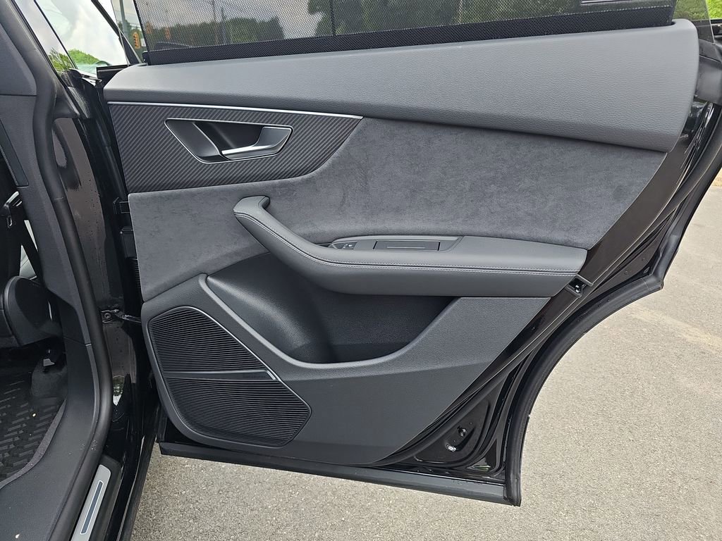 New 2026 Audi SQ8 Premium Plus AWD/4WD image 26