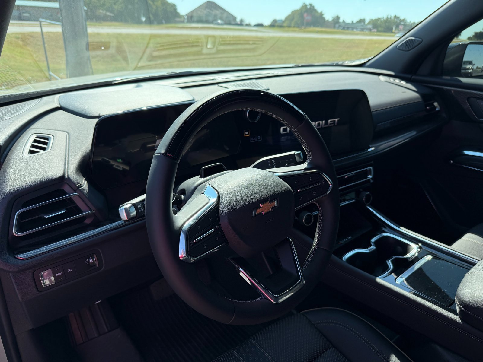 New 2026 Chevrolet Traverse High Country w/ LPO, Floor Liner Package image 15