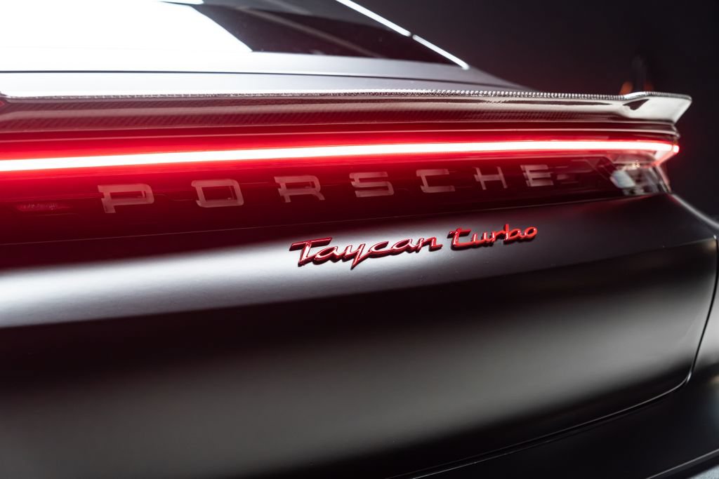 Used 2020 Porsche Taycan Turbo AWD/4WD image 15