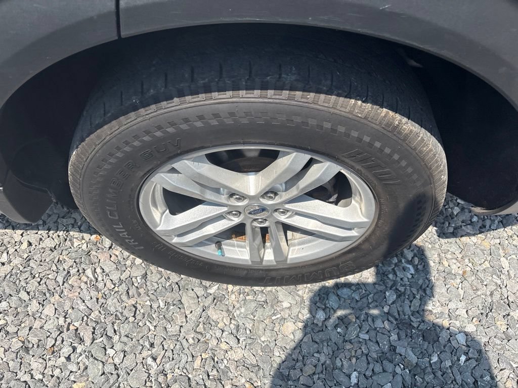 Used 2021 Ford Explorer XLT AWD/4WD image 6