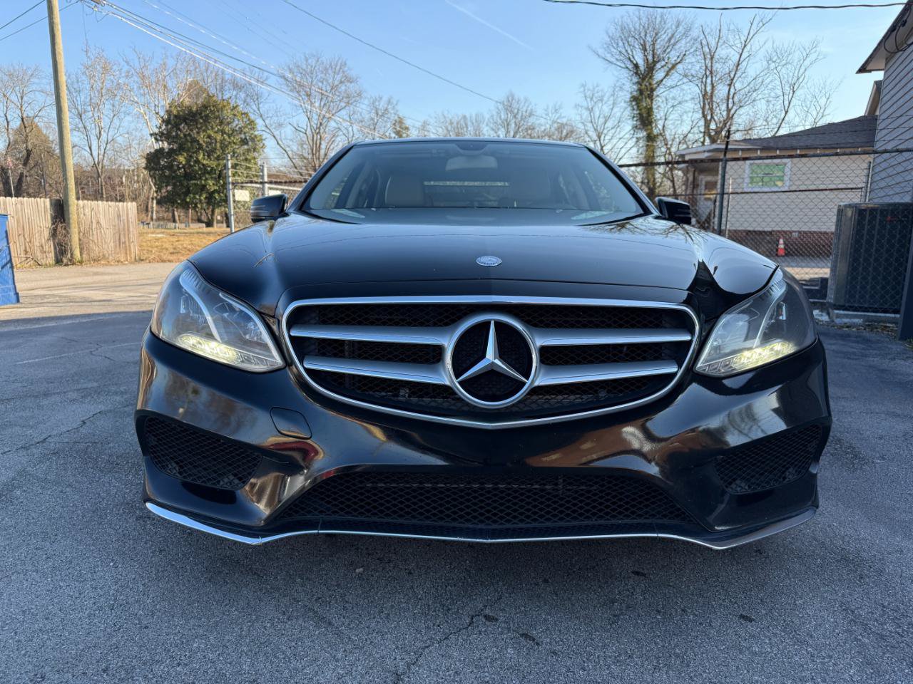 Used 2014 Mercedes-Benz E 350 4MATIC Sedan image 4