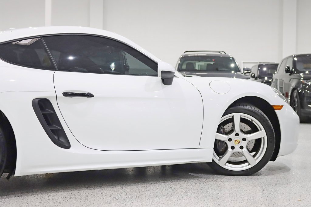 Used 2017 Porsche 718 Cayman image 10