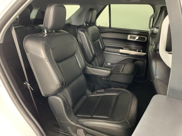 Used 2021 Ford Explorer XLT w/ Equipment Group 202A image 38