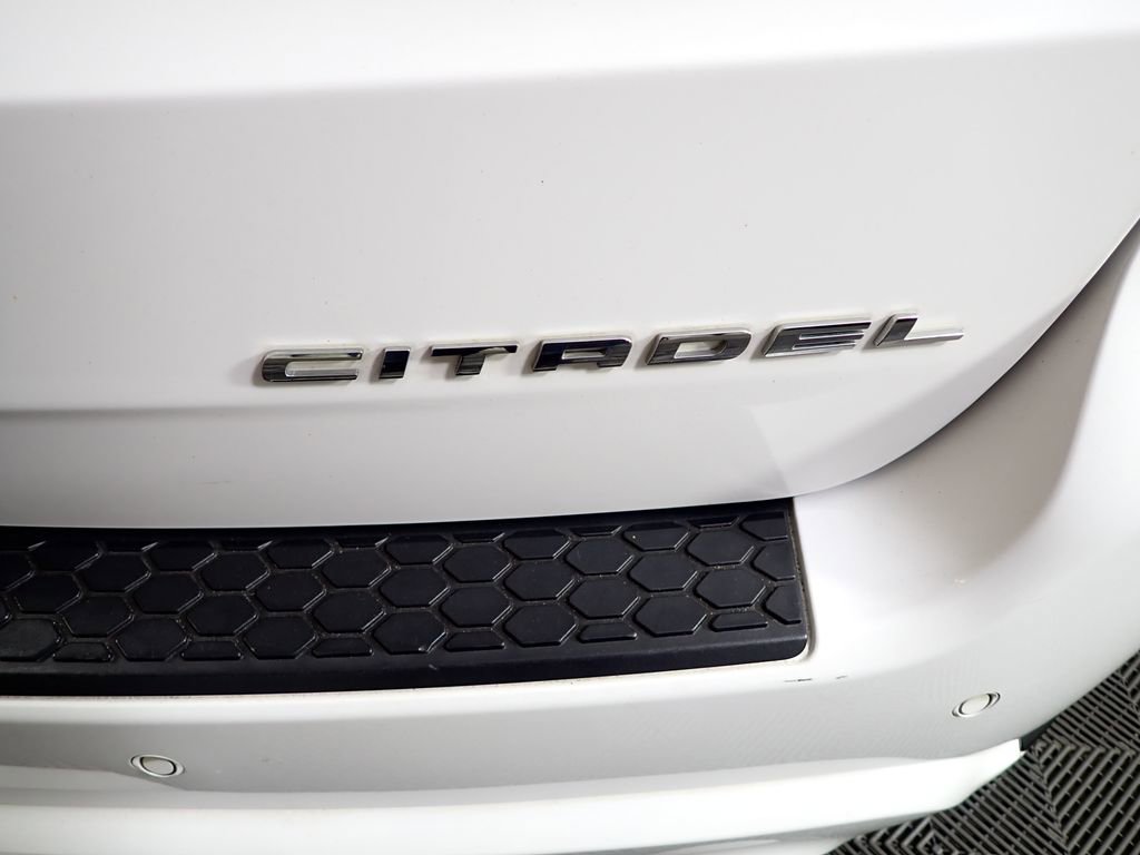 Used 2016 Dodge Durango Citadel w/ Premium Entertainment Group AWD/4WD image 21