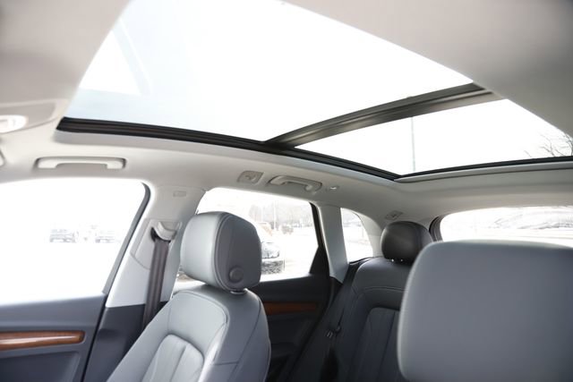 Used 2023 Audi Q5 2.0T Premium Plus w/ Premium Plus Package image 16